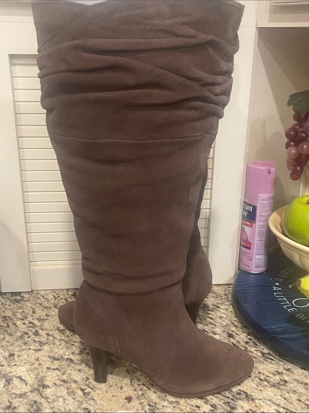 Hot in Hollywood suede leather boots